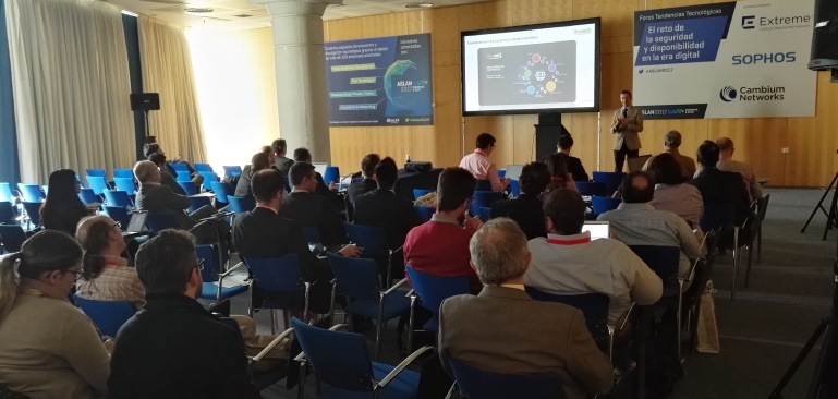 "Ser conscientes del riesgo y saber diferenciar entre amenazas y vulnerabilidades"